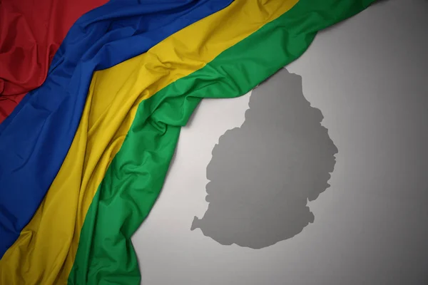 Macha Kolorowe Flagi Narodowej Mauritius Tle Szarym Mapy Ilustracja — Zdjęcie stockowe