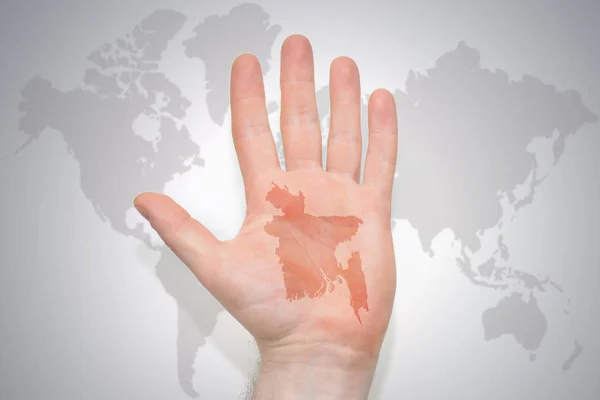 Handen Med Karta Över Bangladesh Grå Värld Karta Bakgrunden Konceptet — Stockfoto