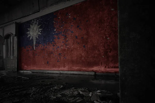 Painted flag of taiwan on the dirty old wall in an abandoned ruined house. — Stock Photo, Image