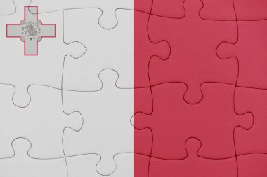 malta bayrağı ile bulmaca.