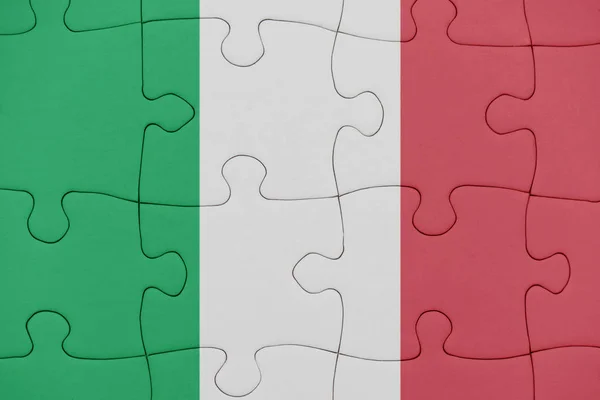 Puzzle with the national flag of italy. — Stock Photo, Image