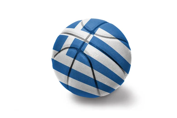 Basketballball mit der griechischen Nationalflagge auf weißem Hintergrund — Stockfoto
