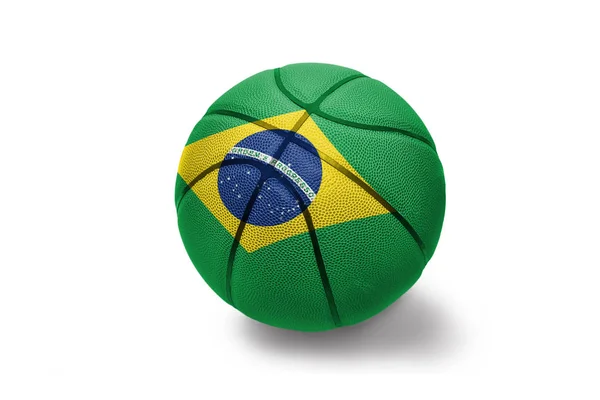 Piłka do koszykówki z Narodową flagą Brazylii na białym tle — Zdjęcie stockowe