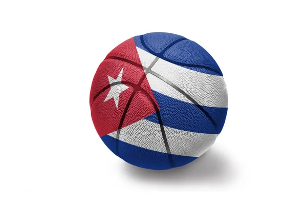 Basketbal bal met de nationale vlag van Cuba op de witte achtergrond — Stockfoto