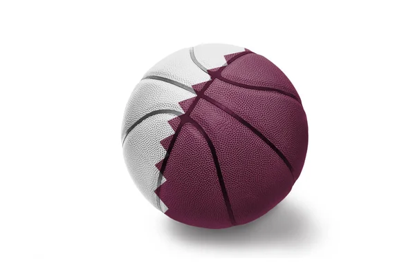 Basketbalová koule s národní vlajkou Katar na bílém pozadí — Stock fotografie