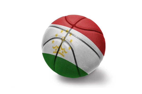 Basketballball mit der Nationalflagge Tadschikistans auf weißem Hintergrund — Stockfoto