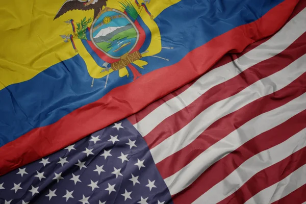 Ondeando colorida bandera de estados unidos de america y bandera nacional de ecuador . —  Fotos de Stock