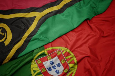 portekiz ve ulusal bayrak renkli bayrak sallayarak . Vanuatu ,