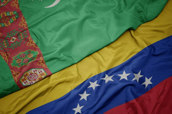 Η σημαία της Βενεζουέλας και η εθνική σημαία του Τουρκμενιστάν. — Φωτογραφία Αρχείου