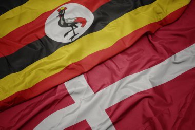 Danimarka 'nın renkli bayrağı ve Uganda' nın ulusal bayrağı.