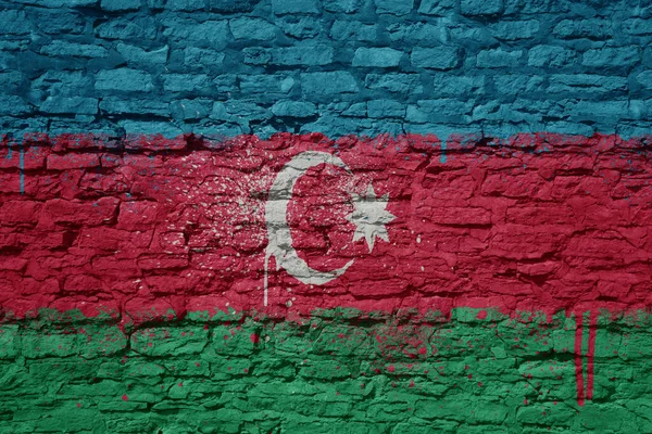 Красочные Раскрашенные Большой Национальный Флаг Azerbaijan Массивной Старой Кирпичной Стене — стоковое фото