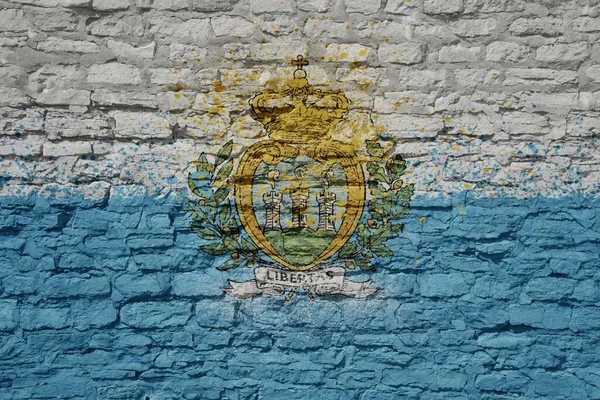 Barevné Malované Velké Národní Vlajka San Marino Masivní Staré Cihlové — Stock fotografie