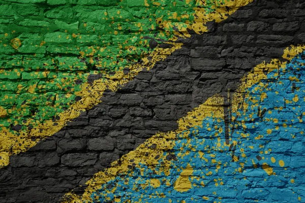 Colorido Pintado Grande Bandeira Nacional Tanzânia Uma Parede Tijolo Velho — Fotografia de Stock