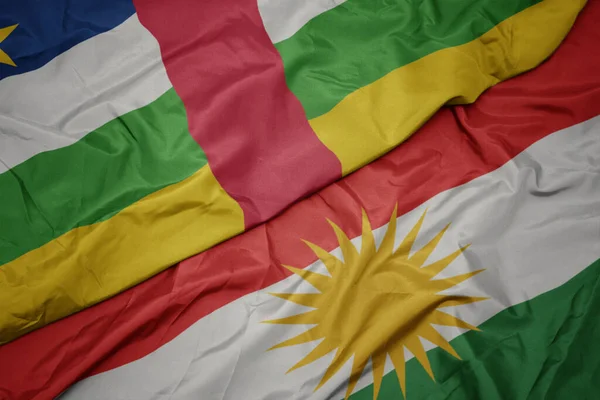 Vlající Barevnou Vlajkou Kurdistánské Národní Vlajky Středoafrické Republiky Makro — Stock fotografie