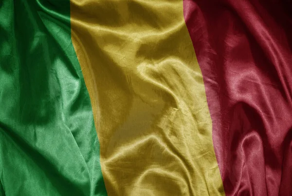 Machając Kolorowe Świecące Wielką Flagą Narodową Mali Jedwabistej Fakturze — Zdjęcie stockowe