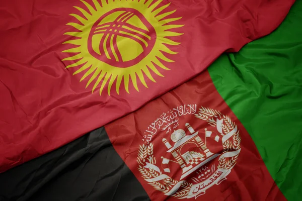 Sventolando Bandiera Colorata Dell Afghanistan Bandiera Nazionale Del Kirghizistan — Foto Stock