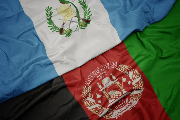 Schwenken Bunte Flagge Afghanistans Und Nationalflagge Guatemalas — Stockfoto