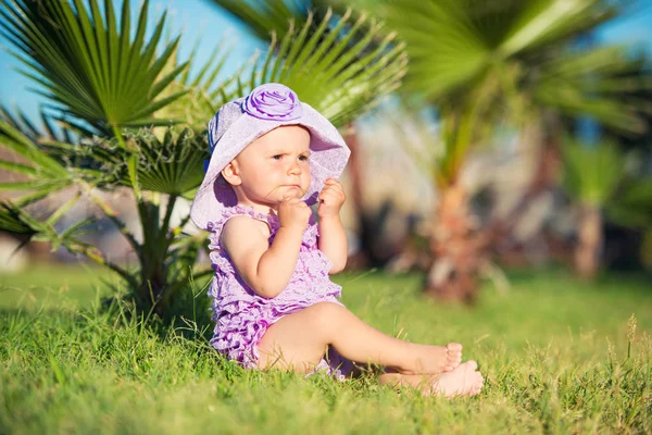 Portrait Happy Girl Vacation Girl Purple Sitting Lawn — Stock Photo, Image