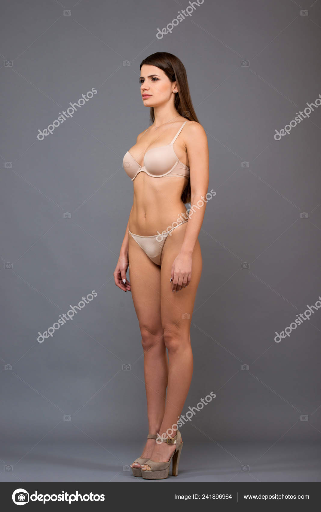Three Quarter Portrait Beautiful Brunette Women Slim Figure Black Bra Stock  Photo by ©Yarkovoy 241905362