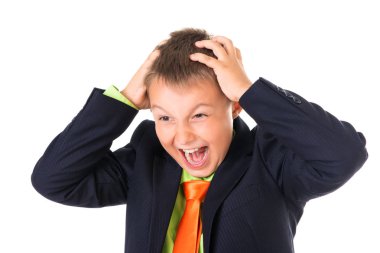 Panik duygusal portre akıllı okul çocuğu baş, beyaz arka plan üzerinde elleriyle şaşkın