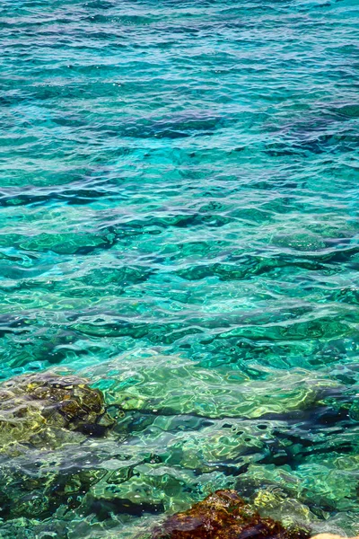 Бірюзова Прозора Багатобарвна Вода Середземного Моря Кіпрі — стокове фото