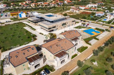 VODNJAN, CROATIA - 6 Ekim 2020 - Infobip küresel bilişim şirketi Infobip 'in modern kampüsü