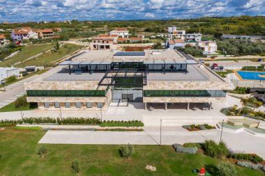 VODNJAN, CROATIA - 6 Ekim 2020 - Infobip küresel bilişim şirketi Infobip 'in modern kampüsü