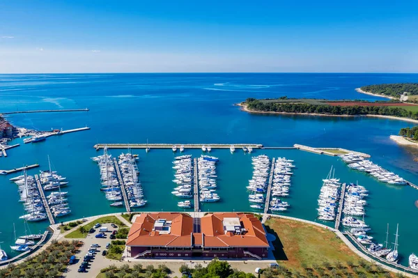 Aerial Shot Coastal City Novigrad Boats Yachts Marina Istria Croatia — Stock Photo, Image