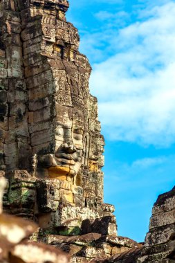 Bayon Tapınağı Angkor Kamboçya 'nın antik taş yüzleri