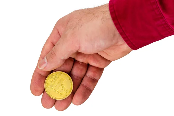 Close Van Hand Met Gouden Cryptocurrency Munt Tegen Witte Achtergrond — Stockfoto