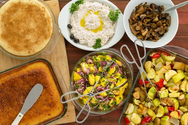 Overhead View Six Dish Family Meal Salad Cooked Mushrooms Cornbread — Stock Photo, Image