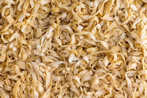 Background Texture Layer Fresh Homemade Fettuccine Pasta Drying Kitchen Viewed — Stock Photo, Image