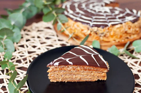 Siyah plaka üzerinde Kek Esterhazy Parçası