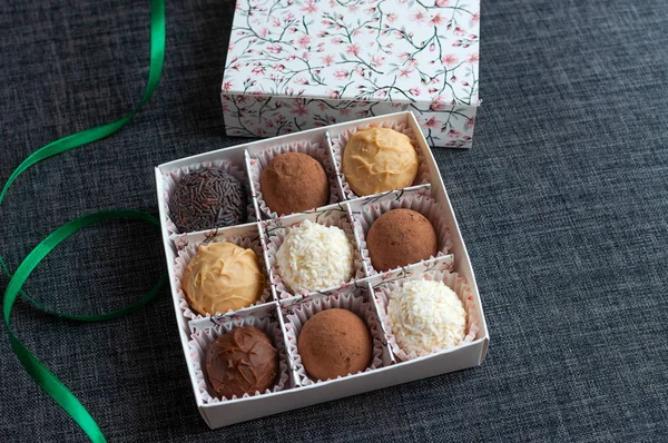 Sweet Box Handmade Truffles — стоковое фото