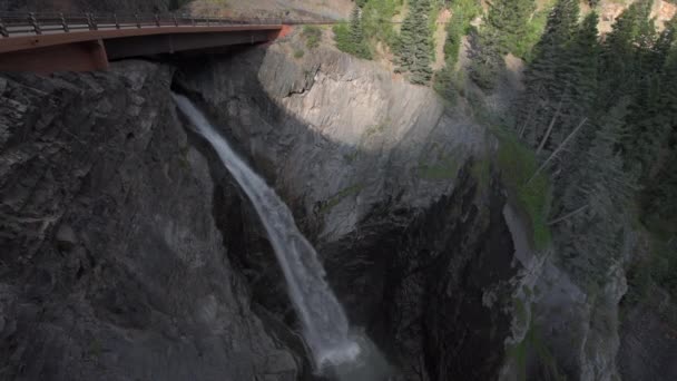 Bear Creek Falls Perto Milion Dollar Highway Olhando Para Baixo — Vídeo de Stock
