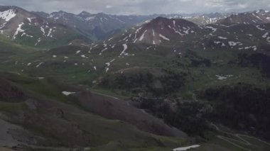 Mühendis dağın tepesine görünümünden mühendis Pass