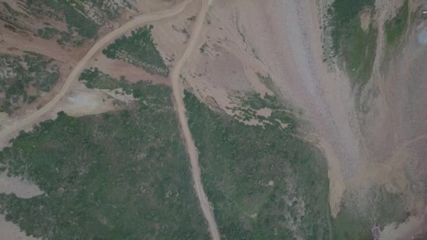 俯视螺旋状峡谷通过红色山没有1科罗拉多空中 — 图库视频影像