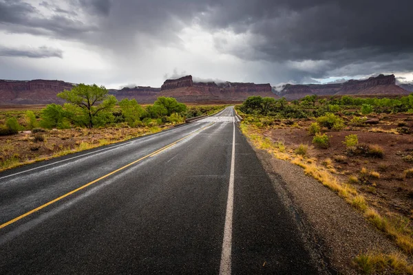 Prázdná Cesta Jehly Okres Canyonlands Utah Usa — Stock fotografie
