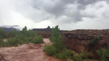 Flaş sel suları fırtına sonrası Canyonlands iğne ilçe Utah ABD akar