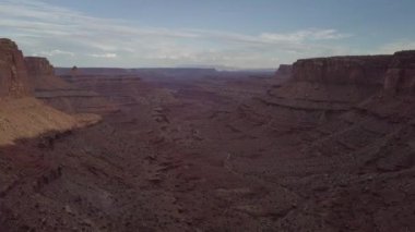 Doğu çatal Shafer Kanyonu yakınlarında ölü at nokta State Park Canyonlands Utah ABD yavaş hava