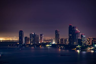 Pattaya City gece görünümü Pratumnak Hill adlı göz ardı