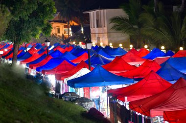 Luang Prabang Gece Pazarı Laos Güneydoğu Asya 