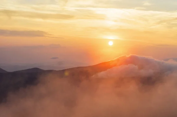 Zonsondergang Bergen Prachtige Oekraïense Landschappen Vakantie Reizen Trekking Het Wild — Stockfoto