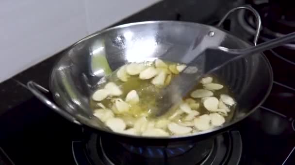 Healthy Food Frying Garlic Chips Pan Hot Olive Oil — Stock Video