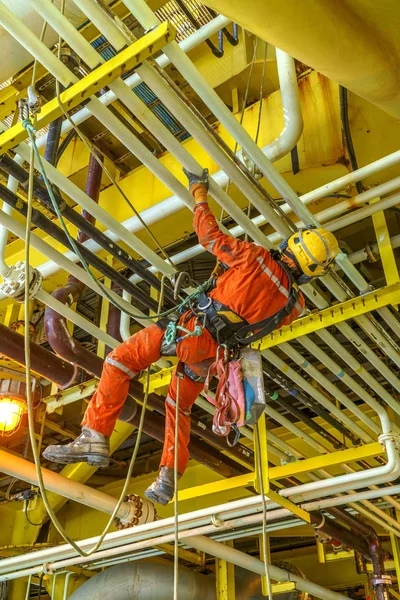 Trabajando Altura Vista Aérea Secuestrador Con Equipo Protección Personal Epi —  Fotos de Stock