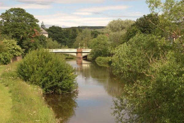 Jernveibro over Tyne, Haddington – stockfoto