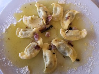 ulusal İtalyan mutfağı, ravioli