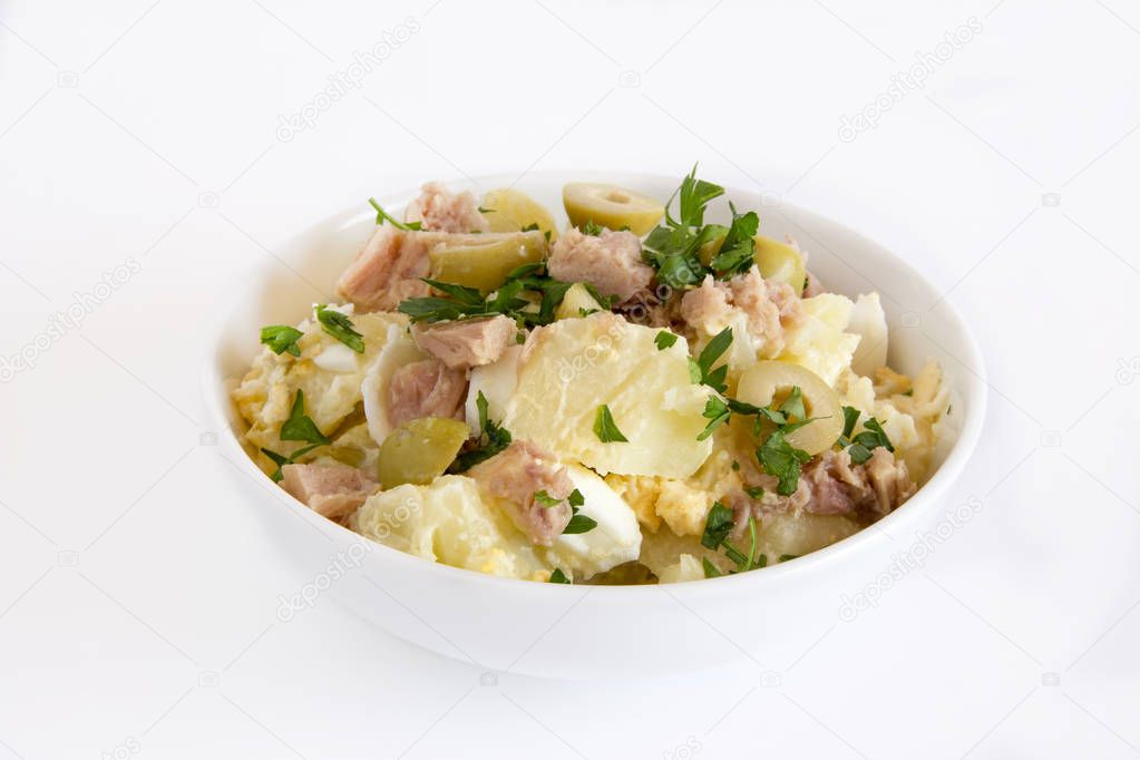 Potato salad with egg and mayonnaise sauce.