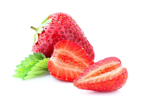 Closeup strawberries with strawberry leaf isolated. — Stock Photo, Image