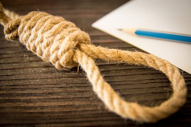 Ölümcül döngünün bir ip. Son saniye. Karşılıksız aşk.